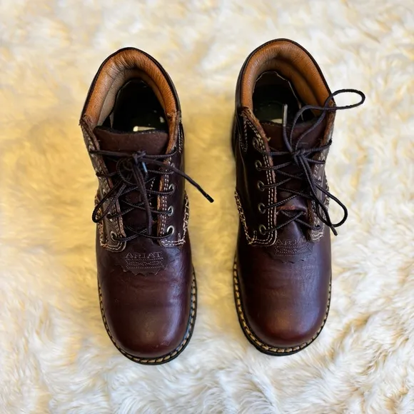 Ariat Canyon Women's Lace-Up Brown Leather Chukka Work Boot Women’s 6.5