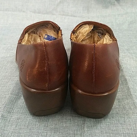 Ariat caramel brown leather slip on Comfort loafer shoes 9B