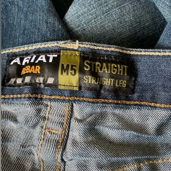 ARIAT Rebar M5 Straight DuraStretch Edge Stackable Straight Leg Jean. Size 42/30