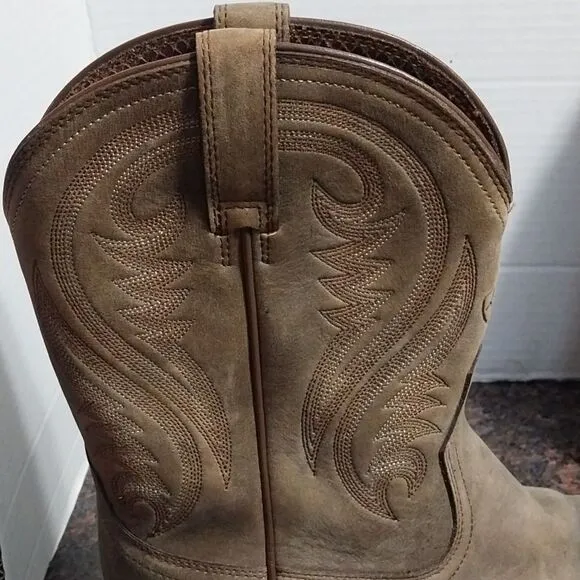Ariat Premium Cowboy Boots...Size 8.5...EUC