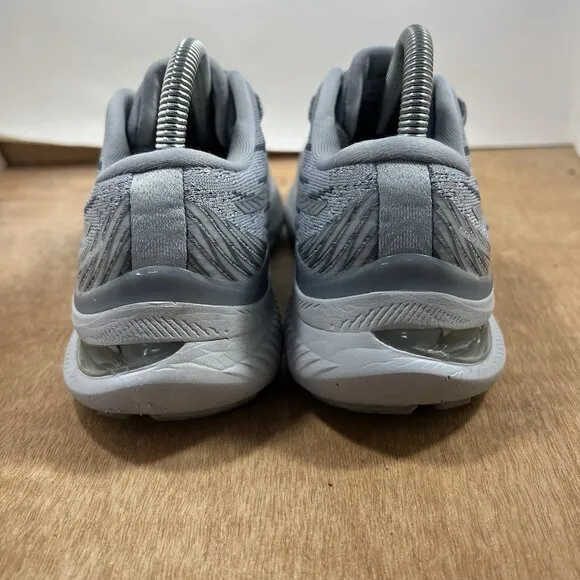 Asics Gel-Kayano 29 Women's Size 8.5 Grey Lace Up Running Shoes.
