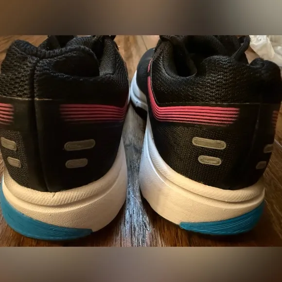 Asics GT 1000 Purple Black Women 8.5 Running Shoes 1012A030 Athletic‎
