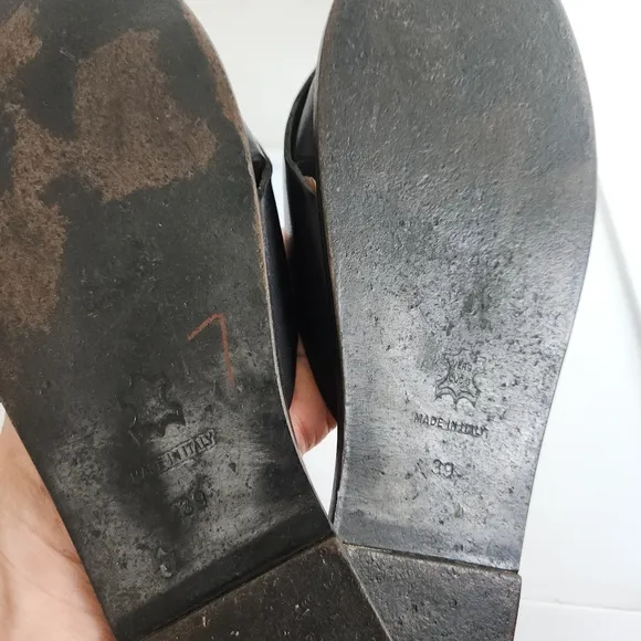 ATP Atelier black Leather flat sandals