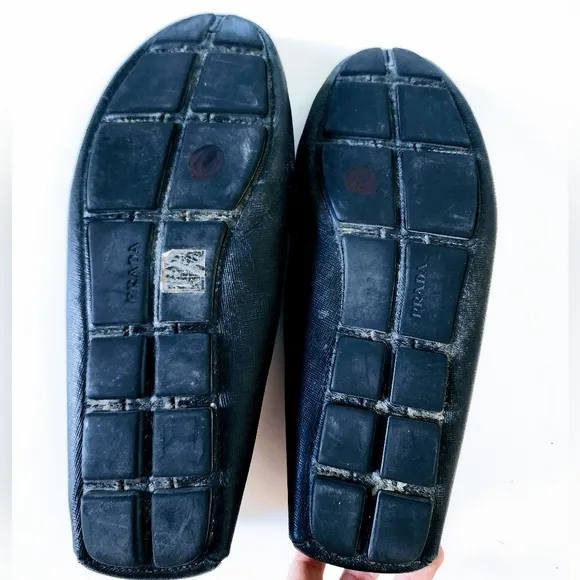 *Authentic* Prada Mens Black Leather Loafers-Size 10