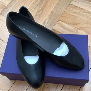 Authentic Stuart Weitzman leather flat shoes