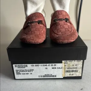 Authentic Vintage Gucci Pink and White Baby Walker Shoes Size 16