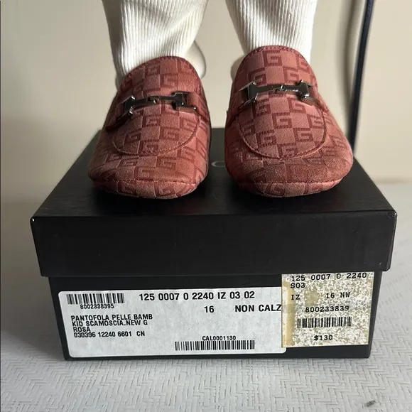 Authentic Vintage Gucci Pink and White Baby Walker Shoes Size 16