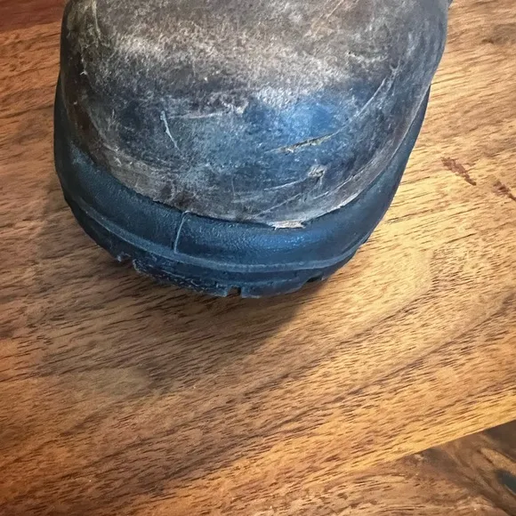 Avenger Framer women’s safety toe, waterproof work boots size 8.5