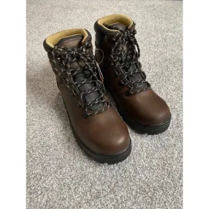 AVENGER Safety Footwear Mens Builder Mid Brown Faux Leather Work Boots