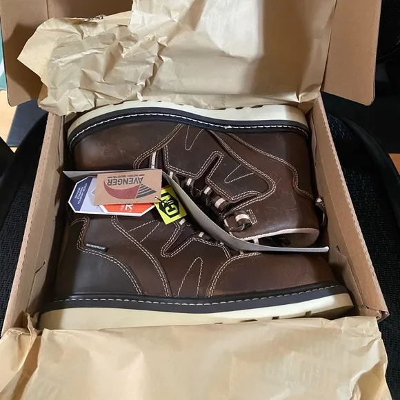 AVENGER Women's Waterproof Work Boots