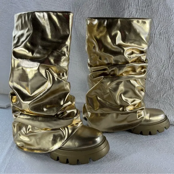 Azalea Wang Mate Metallic Chunky Flat Boot Shiny Gold 10 Rave Festival Party Fun