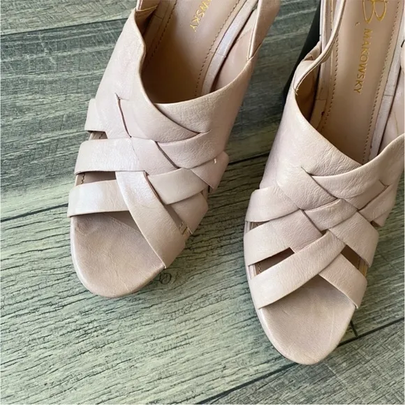 B. Makowsky BF Nicole Blush Pink Strappy Heeled Sandals Size 11