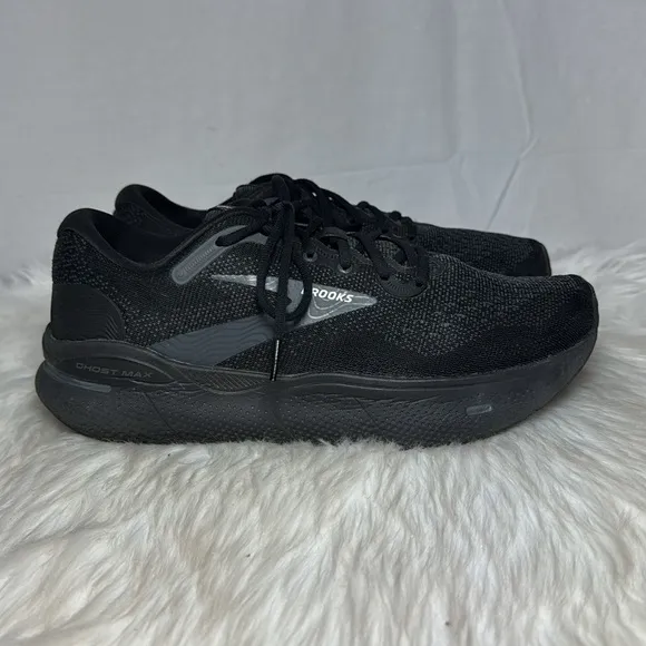 B4rooks Ghost Max Men's Black/Black/Ebony Athletic Shoes Wide Width Sz 9 (2E)