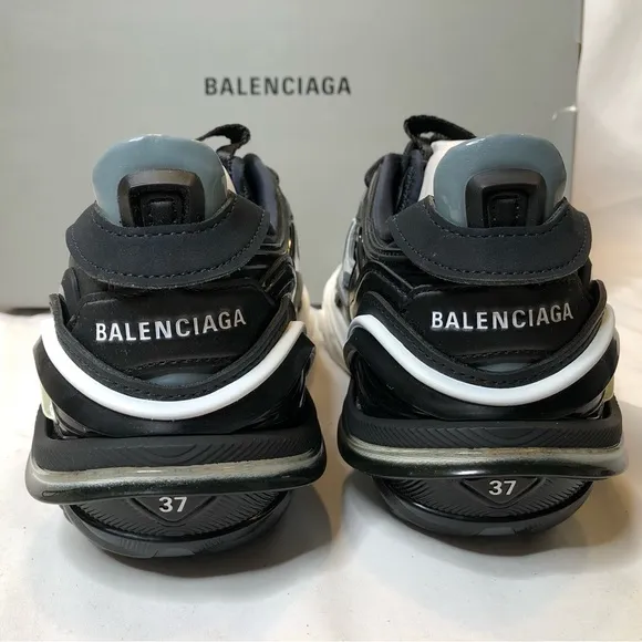 Balenciaga Women’s Tyrex Sneaker - Size 37 EU - 617517-W2CB1 - Brand New