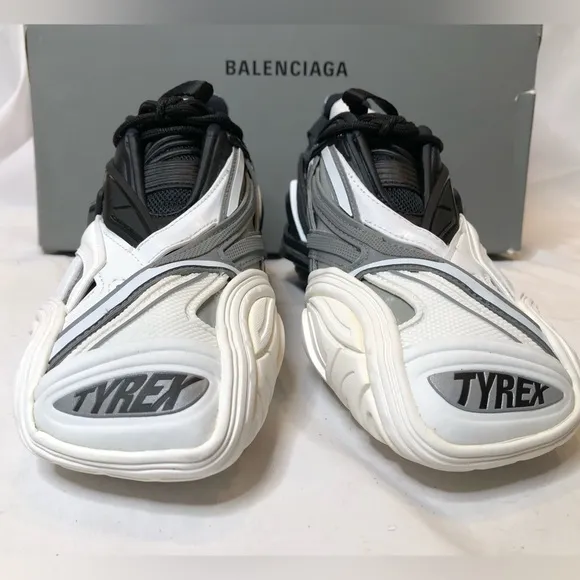 Balenciaga Women’s Tyrex Sneaker - Size 37 EU - 617517-W2CB1 - Brand New