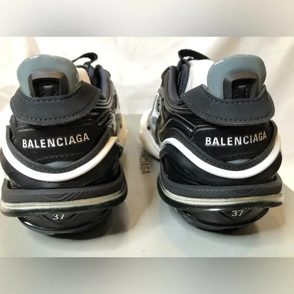 Balenciaga Women’s Tyrex Sneaker - Size 37 EU - 617517-W2CB1 - Brand New