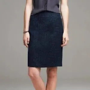 Banana Republic Navy Blue tweed Pencil Skirt Size 4