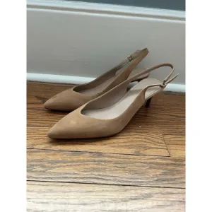 Banana Republic Velvet Slingback Kitten Heel Shoes Womens Size 10 Tan Classic
