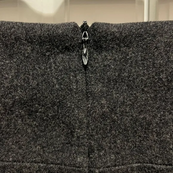 Banana Republic Wool Blend | Lined pencil skirt size 4