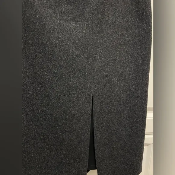 Banana Republic Wool Blend | Lined pencil skirt size 4