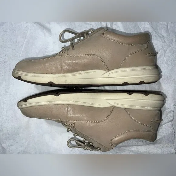 Bass women, Ruth sneakers shoes, beige, size 10 M REDUCED ❗️