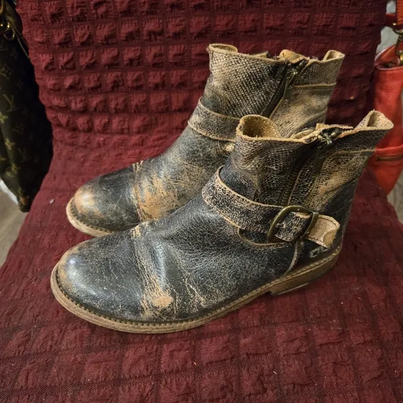 Bed Stu Becca Distressed Leather Ankle Boots Size 7.5