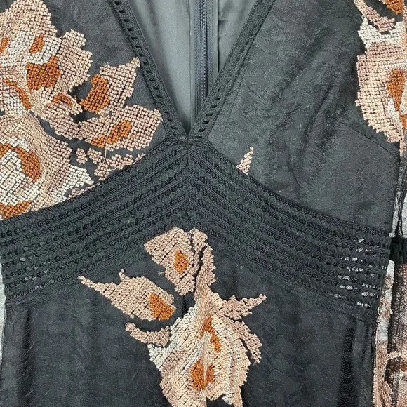 BELLE BADGLEY MISCHKA EVENING GOWN TIERRA MAXI​​​​