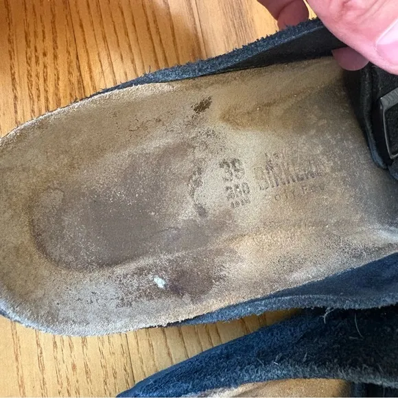 Birkenstock Arizona Black Suede Sandals Soft Footbed Size 39 US Adjustable Shoes