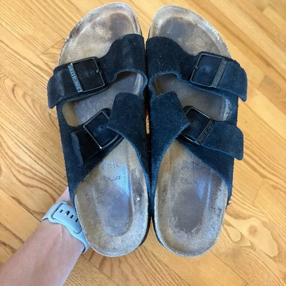 Birkenstock Arizona Black Suede Sandals Soft Footbed Size 39 US Adjustable Shoes