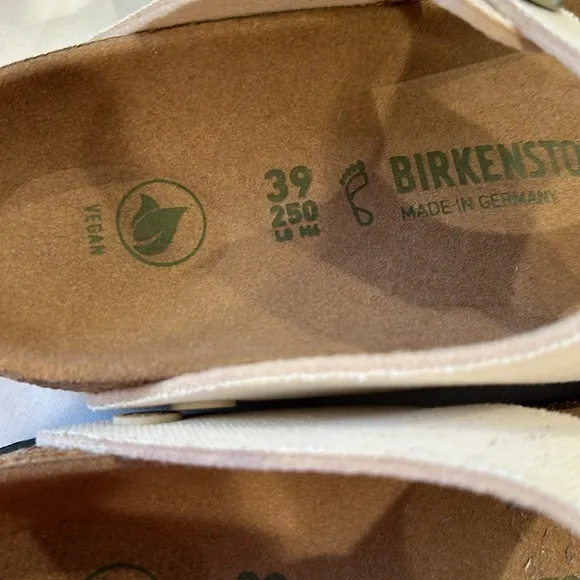 Birkenstock Shoes Gizeh Big Buckle Eggshell Canvas Sandals