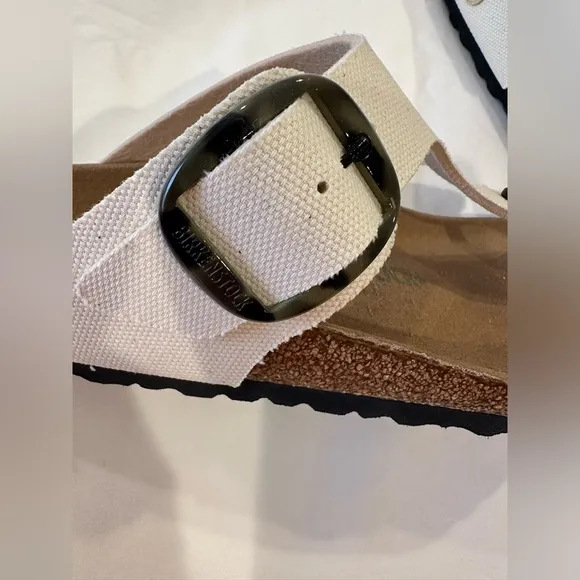 Birkenstock Shoes Gizeh Big Buckle Eggshell Canvas Sandals