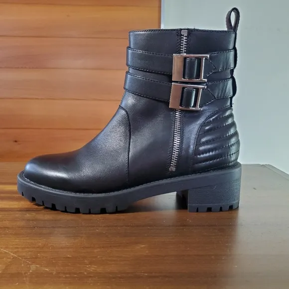 Blondo Size 8 Booties Weatherproof Leather Fleece Lined Rugged Biker Zipp Buckle