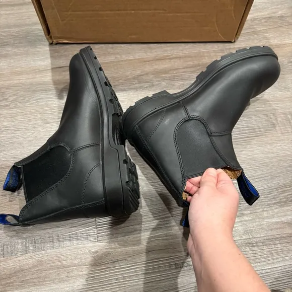 Blundstone BL 566 Thermal Waterproof Black Leather Chelsea Boots