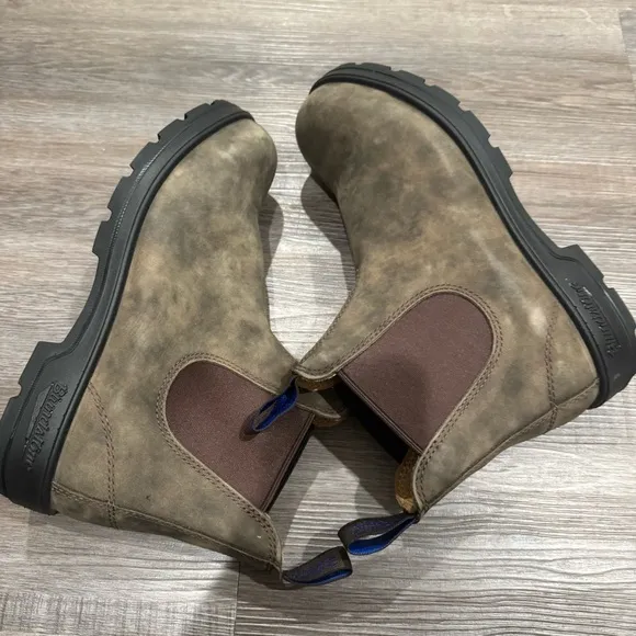 Blundstone BL 584 Rustic Brown Premium Waterproof Thermal Chelsea Boots