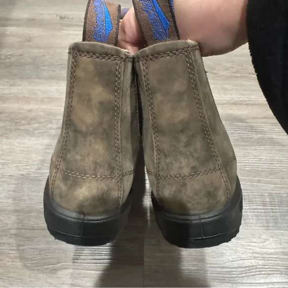 Blundstone BL 584 Rustic Brown Premium Waterproof Thermal Chelsea Boots