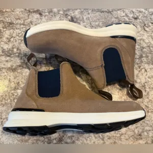 Blundstone Chelsea Suede Boots unisex mens 7 womens 9 brown pull on hike outdoor