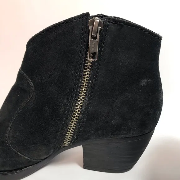 Born Black Distressed Suede Leather Ankle Booties Size 7M