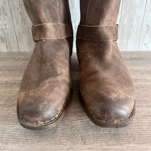 Born Molema Tall Riding Boots Size 8