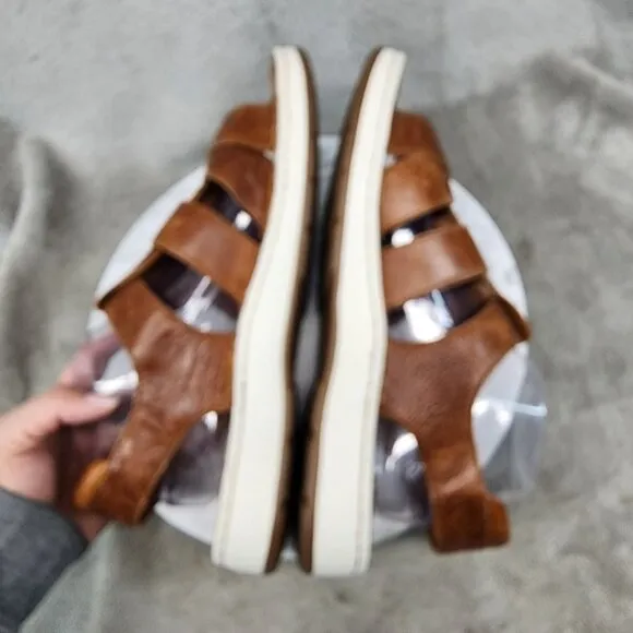 Born Shoes Mens Size 10 Brown Leather Sandals *NWOT*