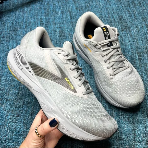 Brooks Adrenaline GTS 24 Running Shoes in Alloy White Gold Fusion EXTRA WIDE 4E