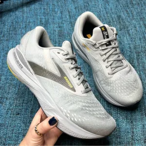Brooks Adrenaline GTS 24 Running Shoes in Alloy White Gold Fusion EXTRA WIDE 4E