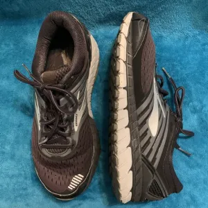 Brooks BEAST 18 Men's Running Shoes Size 12.5 Wide 2E Black/Grey/Silver
