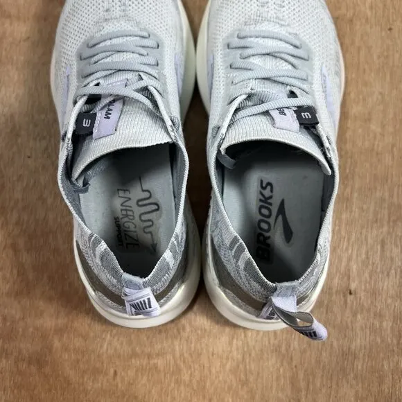Brooks Bedlam 3 Women's Size 7 B (Medium) Running Shoes Gray