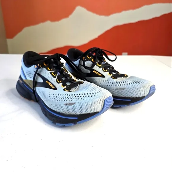 Brooks Ghost 15 Running Shoes Light Blue Black Yellow Women's 6.5 Outdoor