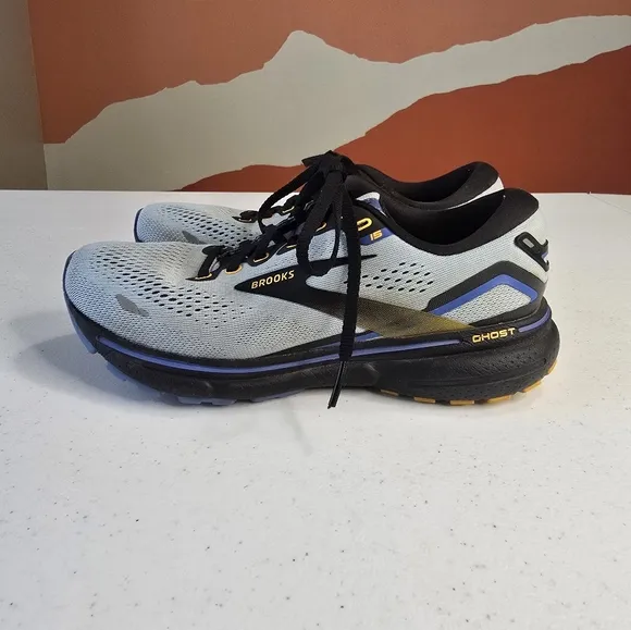 Brooks Ghost 15 Running Shoes Light Blue Black Yellow Women's 6.5 Outdoor