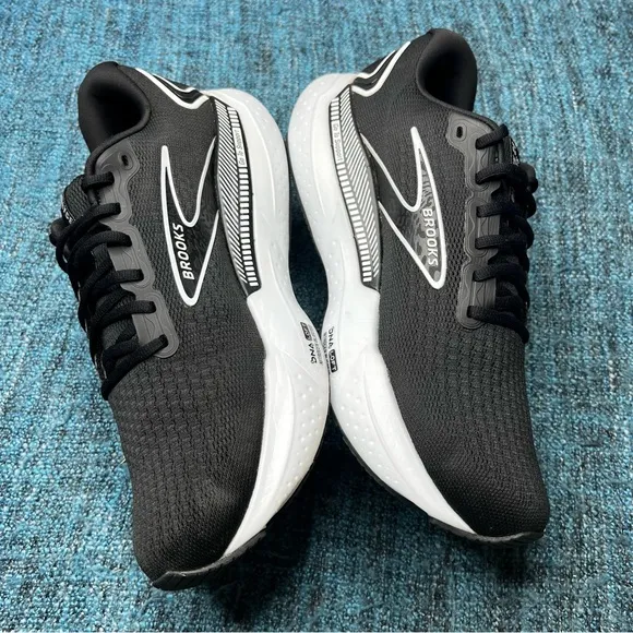 Brooks Glycerin 21 Running Shoes in Black White WIDE Width 2E