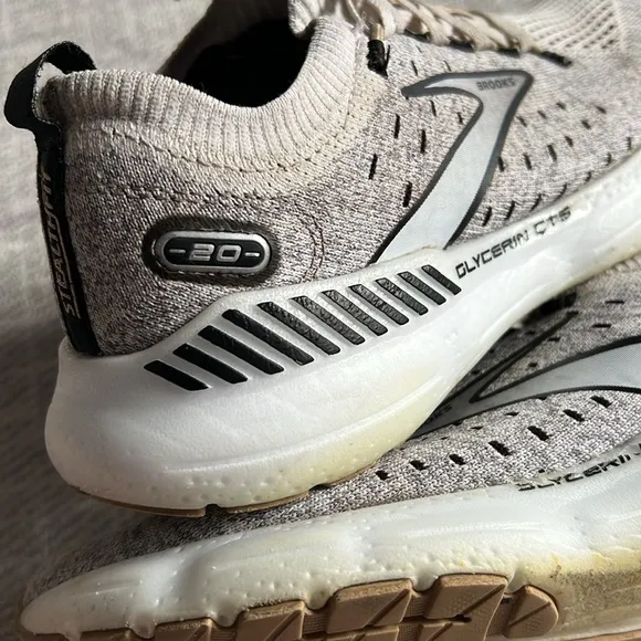 Brooks Glycerin Stealth Fit Gray Running Shoes for Women Size 8