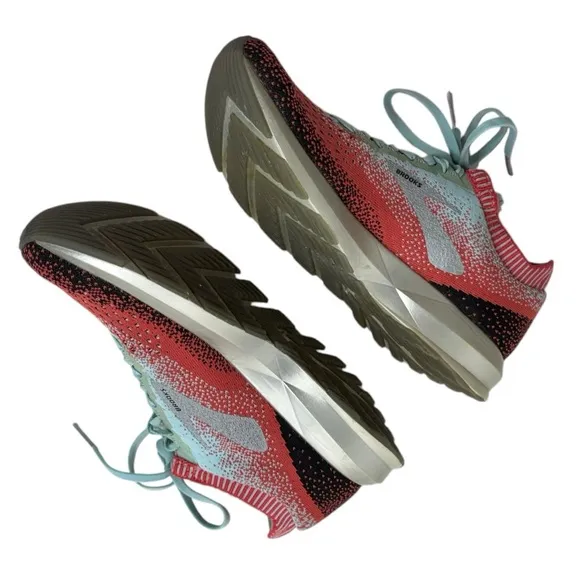 Brooks Levitate 2 Coral &amp; Blue Athletic Shoes