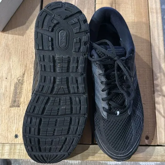 Brooks Addiction 13 size 11 Wide B78