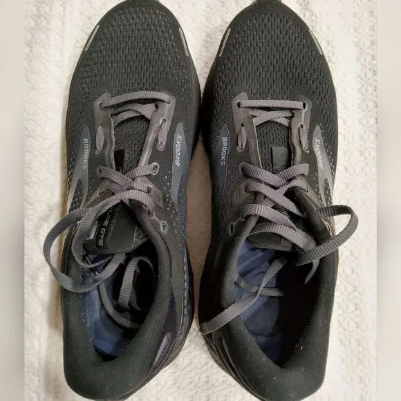 Brooks Adrenaline 22 GTS Size 8,5 Wide(2E)